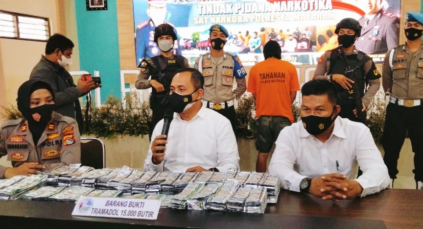 15 Ribu Butir Tramadol Kiriman Jakarta Diamankan Polisi