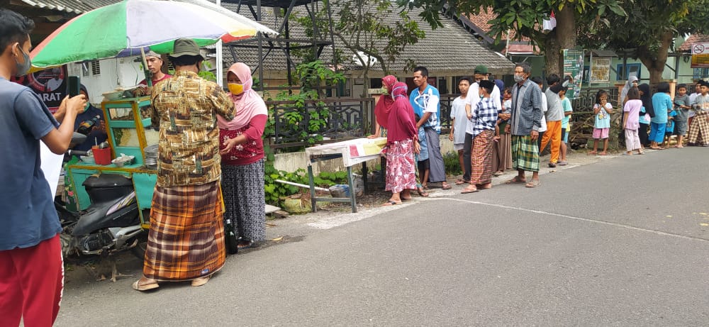 Dukung UMKM, Sahabat Ganjar NTB Borong Produk Pelaku Usaha Mikro