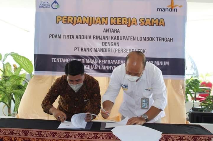 Permudah Konsumen Bayar Tagihan, PDAM Lombok Tengah Jalin Kerjasama Dengan Bank Mandiri