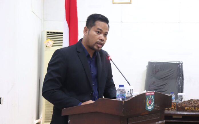 Paripurna DPRD, Wakil Bupati Lombok Utara Sampaikan Penjelasan RAPBD Tahun 2022
