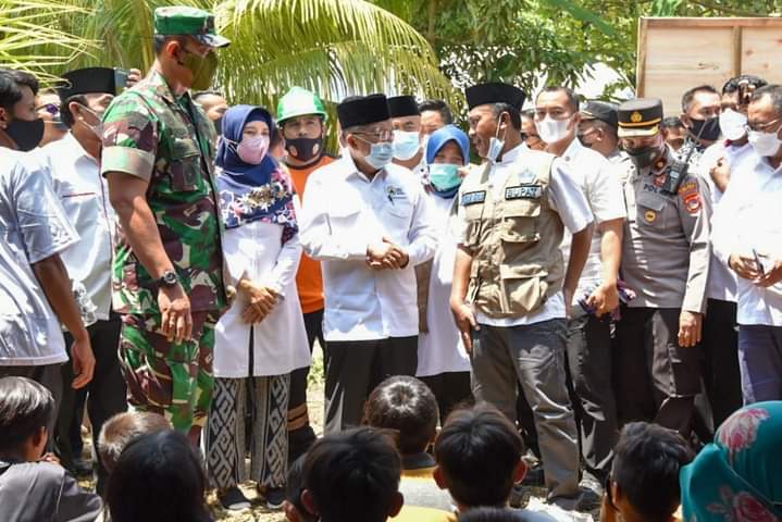 Kapolda NTB Hadiri Acara Gawe Rapah Mareje Lombok Barat