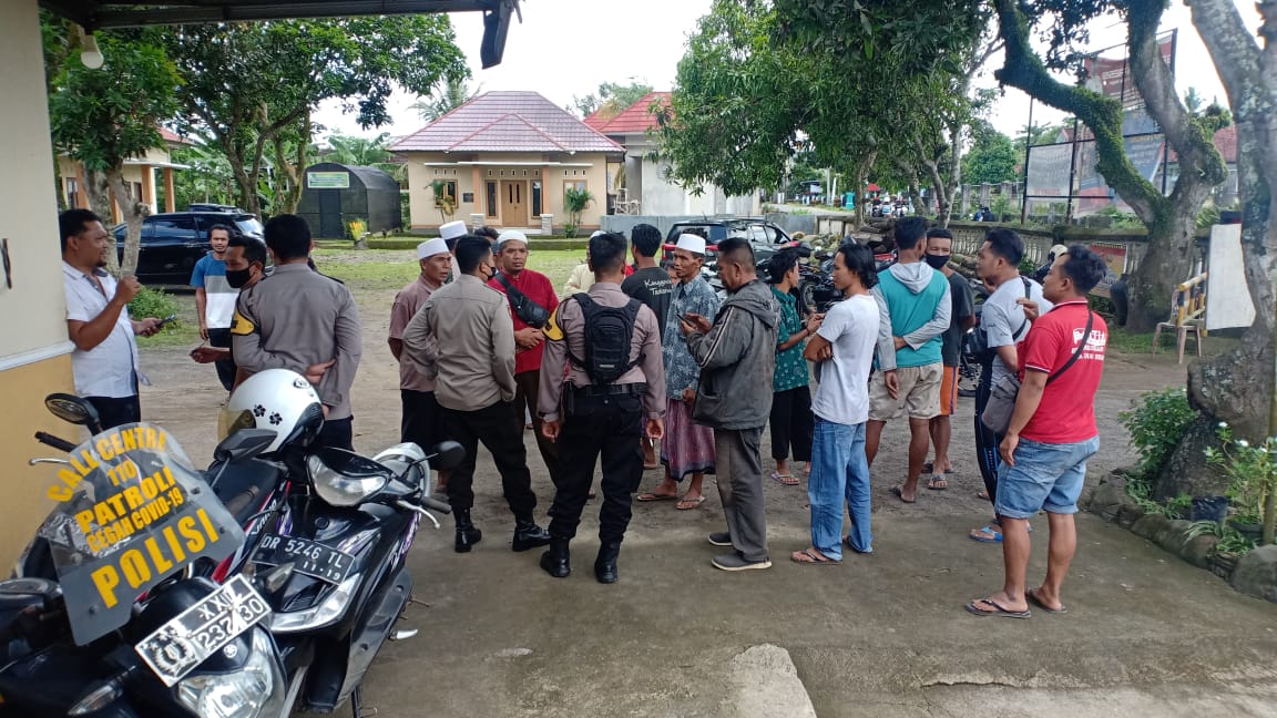 Warga Desa Taman Indah Pringgarata Tangkap Pencuri Kotak Amal Masjid