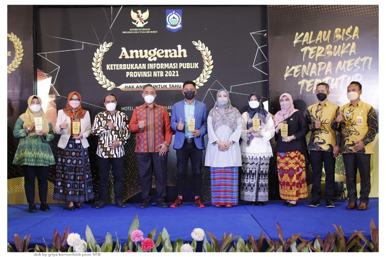 RSUD Provinsi NTB Kembali Raih Penghargaan Anugerah Keterbukaan Informasi Publik