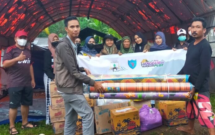PWLT dan Duta Lingkungan NTB Salurkan Bantuan Untuk Korban Banjir Lombok Barat