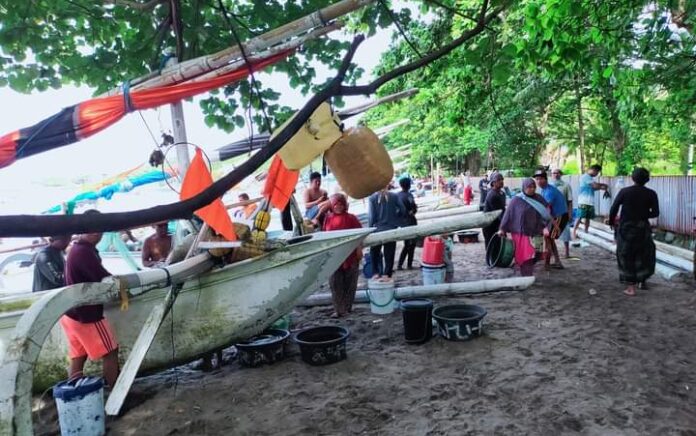 Dianggap Mengganggu Kenyamanan, Perahu Nelayan di Pantai Senggigi Akan Ditertibkan