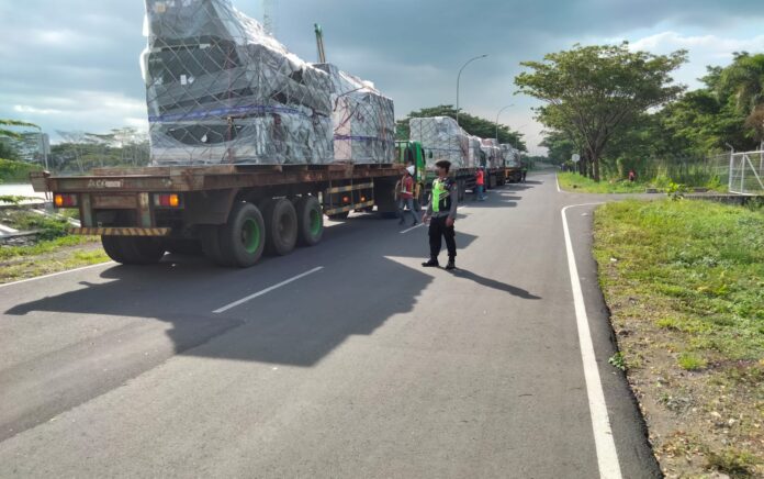Logistik Pendukung MotoGP Mandalika Tahap II dari Qatar Tiba di Lombok