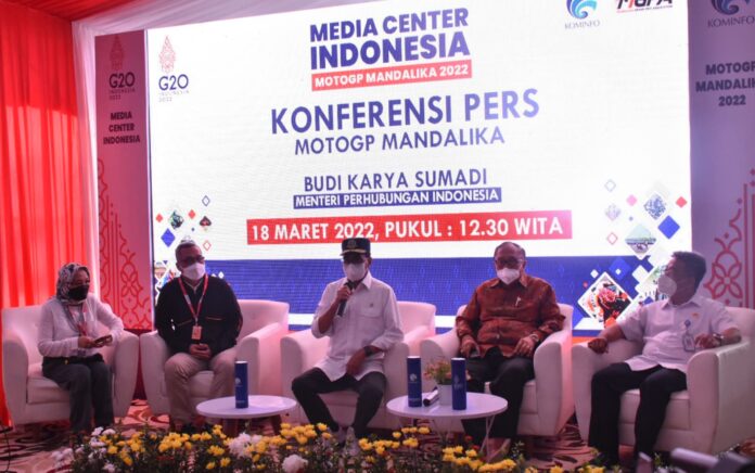 Menhub Budi Karya Pastikan Transportasi MotoGP Mandalika Berjalan Baik