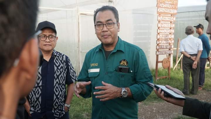 Kementerian ESDM Beri Bantuan Penerangan Bagi 12 Desa Wisata di Lombok Barat