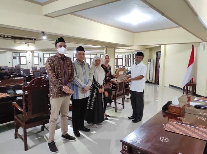 LKPJ Bupati dan Wakil Bupati Lombok Barat Tahun Anggaran 2021 Disetujui DPRD