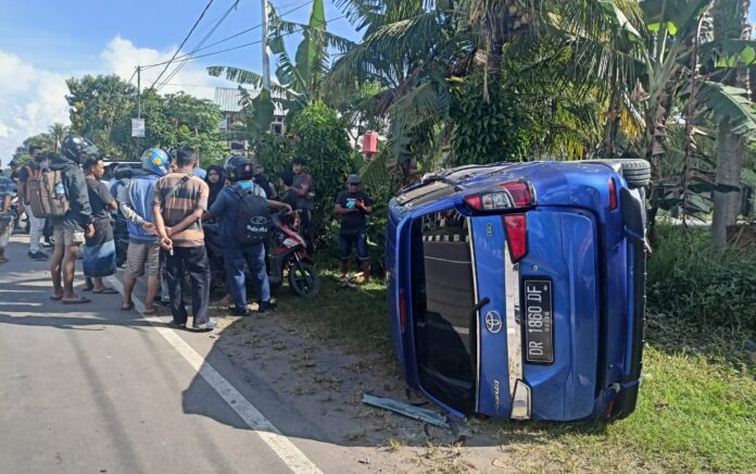 Kecelakaan Lalulintas, Dua Mobil Tabrakan di Bypass Lombok Tengah