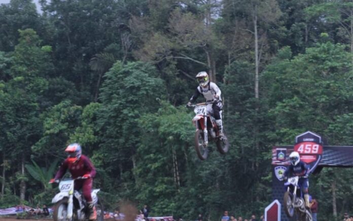 Gubernur NTB Puji Sirkuit Motor Cross 459 Lantan Sebagai Sirkuit Kelas Dunia