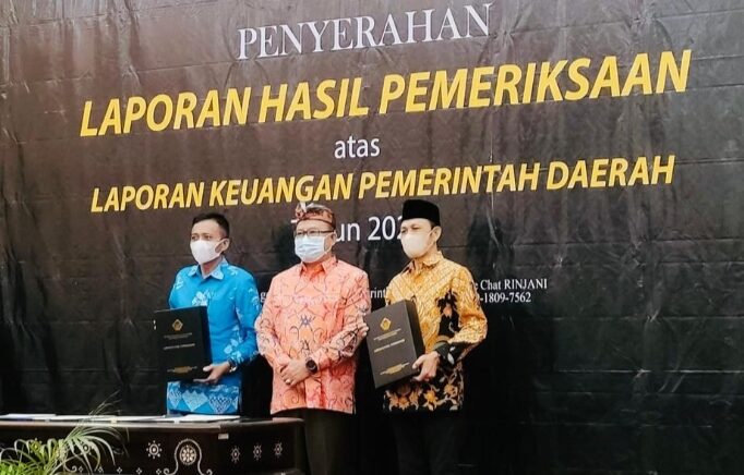 Pemerintah Kabupaten Lombok Tengah Terima WTP Yang Ke 10 dari BPK RI