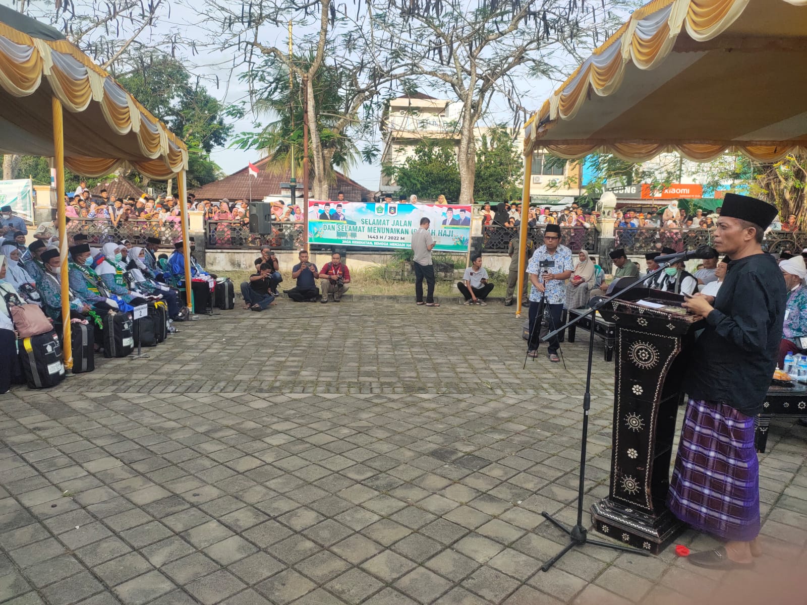 Lepas Jemaah Haji, Bupati Minta Doa Agar Lombok Tengah Maju