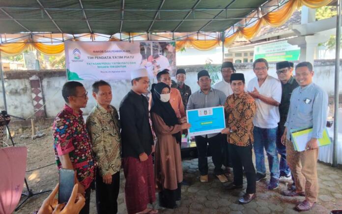 PDAM Lombok Tengah Salurkan Dana CSR Untuk Pendidikan Anak Yatim-Piatu