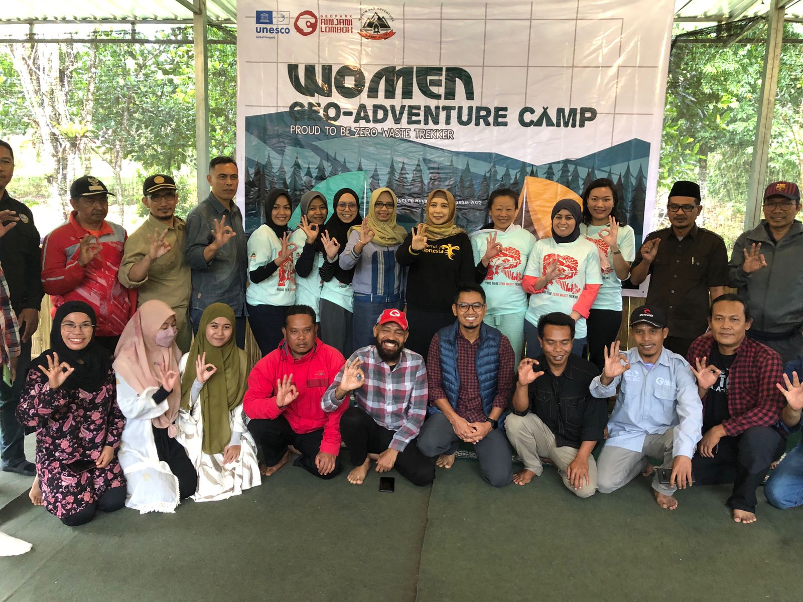 Women Geo Adventure Camp, Upaya Menyelamatkan Rinjani Dari Sampah