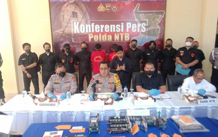 Polda NTB Tangkap Dua Terduga Pelaku Spesialis Pembobol Mesin ATM