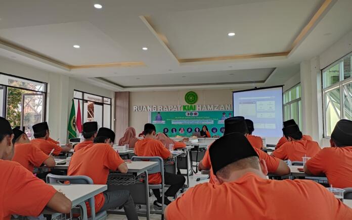 Mahasiswa IAIH NW Lombok Timur Ikuti Pelatihan Jurnalistik Tingkat Dasar