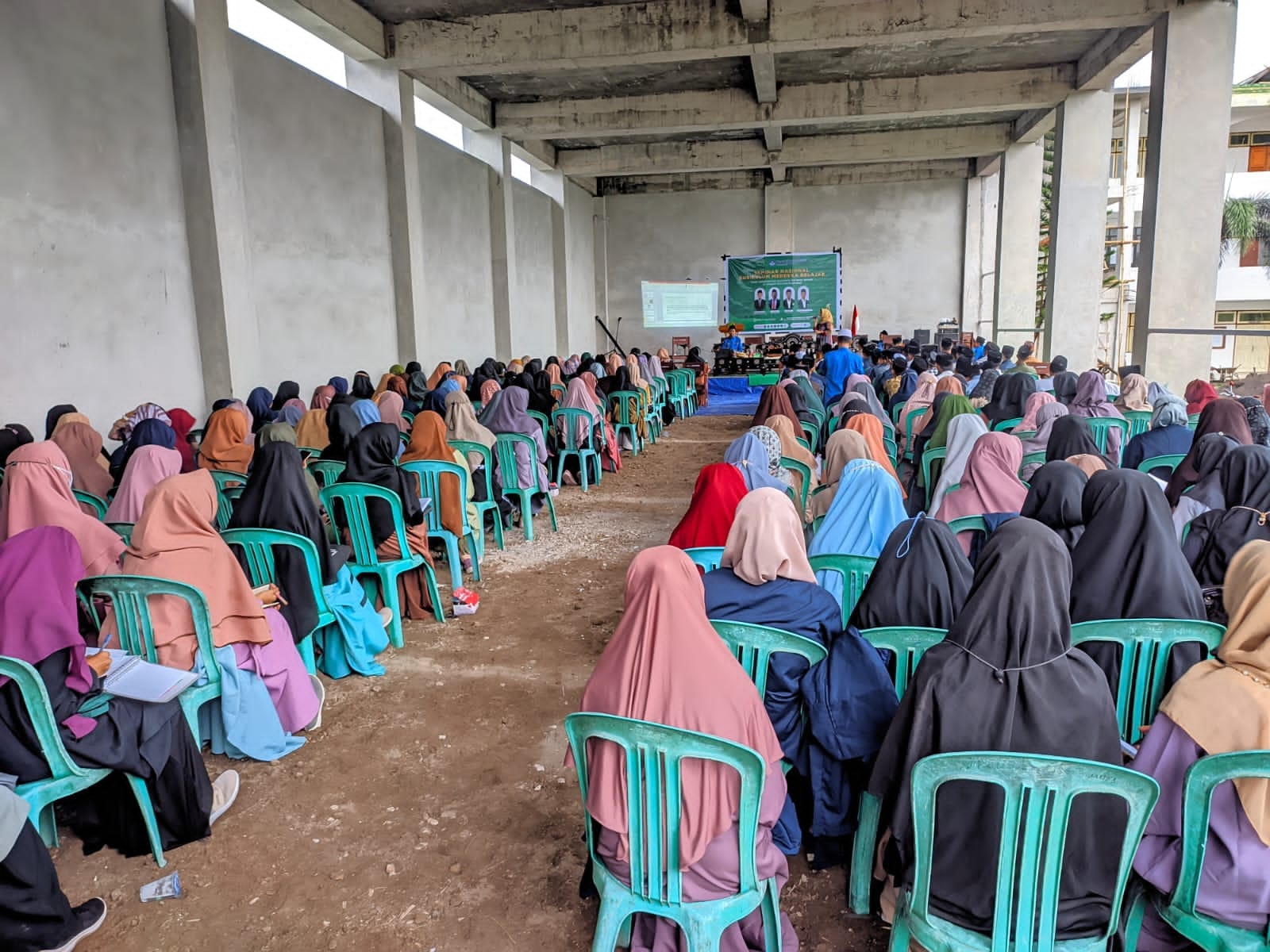 BEM Fakultas Tarbiyah IAIH NW Lombok Timur Gelar Seminar Kurikulum Merdeka Belajar