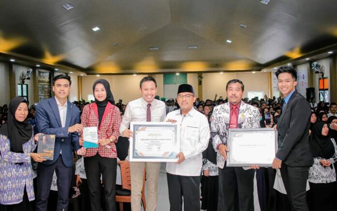 Sambut Hari Guru, Dinas Pendidikan Lombok Tengah dan WIMNUS Gelar Seminar Nasional Pendidikan