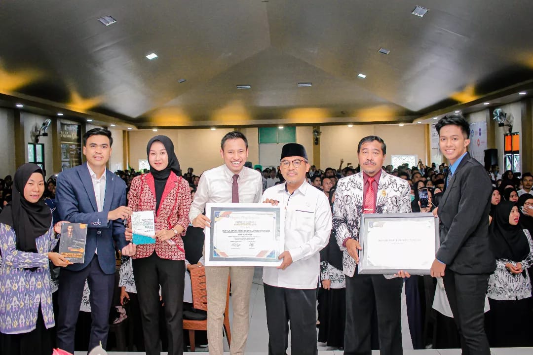 Sambut Hari Guru, Dinas Pendidikan Lombok Tengah dan WIMNUS Gelar Seminar Nasional Pendidikan