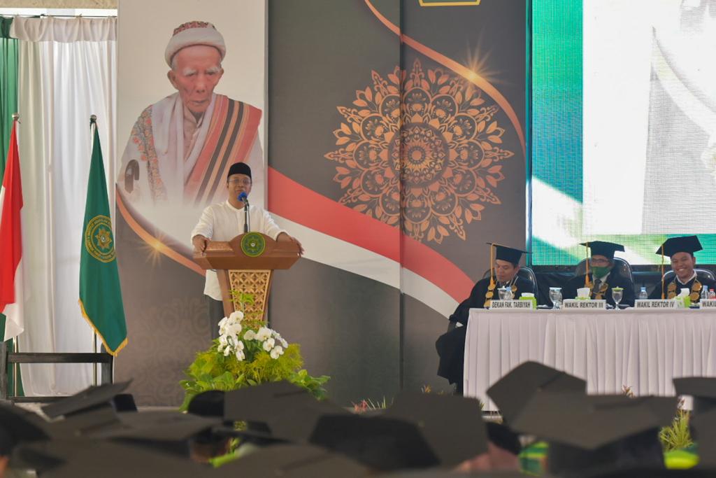 Hadiri Acara Wisuda XXV IAIH NW Lombok Timur, Gubernur NTB: Selamat!