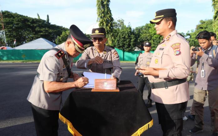 Kapolres Irfan Nurmansyah Pimpin Sertijab PJU dan Kapolsek Polres Lombok Tengah