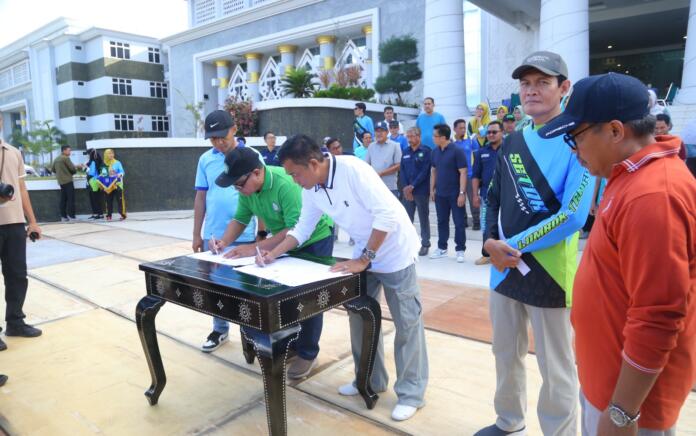 Pemerintah Lombok Tengah dan Unizar Teken MOU Beasiswa Kedokteran Jalur Tahfiz