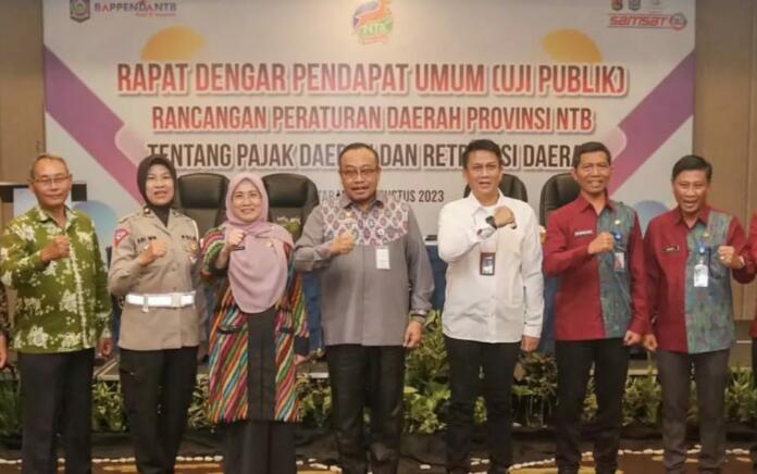 Sekda NTB Tegaskan Pentingnya Respon Publik dalam Raperda Pajak dan Retribusi Daerah