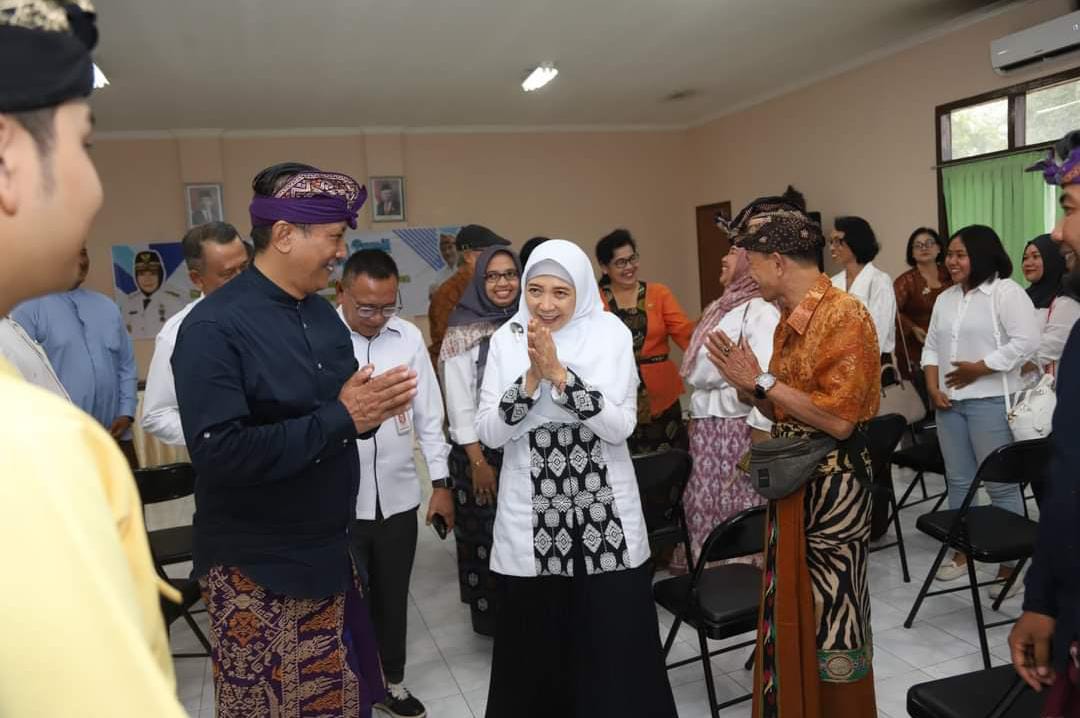 Wagub NTB Silaturahmi dengan Keluarga Besar PHDI