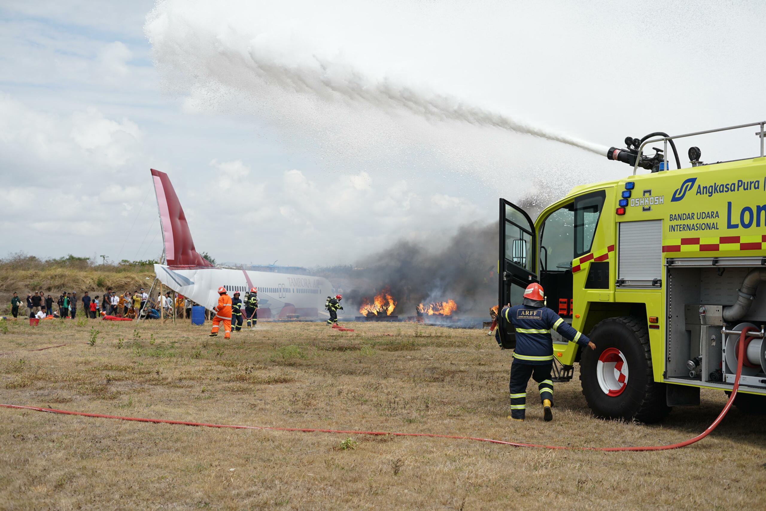 10 Orang Meninggal, Pesawat Tambora Air Alami Kecelakaan di Bandara Lombok