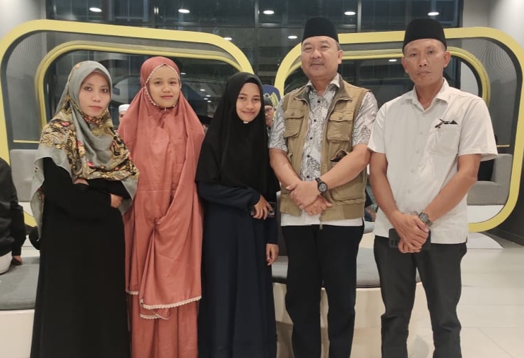 Tiga Putri Terbaik Lombok Tengah Akan Berlomba di STQ Nasional XXVII Kota Jambi