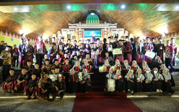 Lombok Tengah Juara Umum MTQ XXX Provinsi NTB 2024, Pemda Berikan Hadiah Umroh