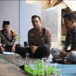 Satlantas Polres Lombok Tengah Sambang Duka Keluarga Korban Kecelakan PickUp di Batukliang