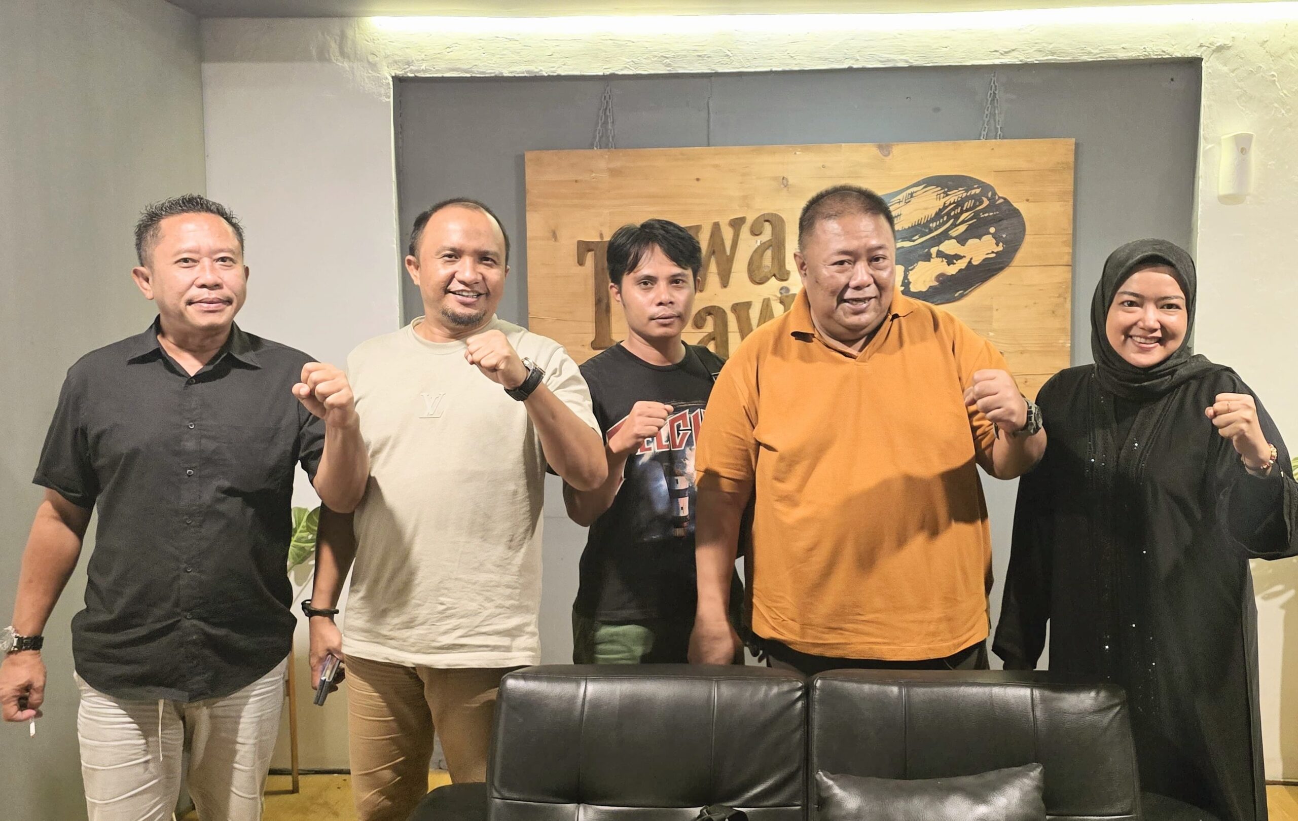 Pojok NTB dan Mi6 Gelar Mimbar Bebas 100 Hari Kepemimpinan Iqbal-Dinda