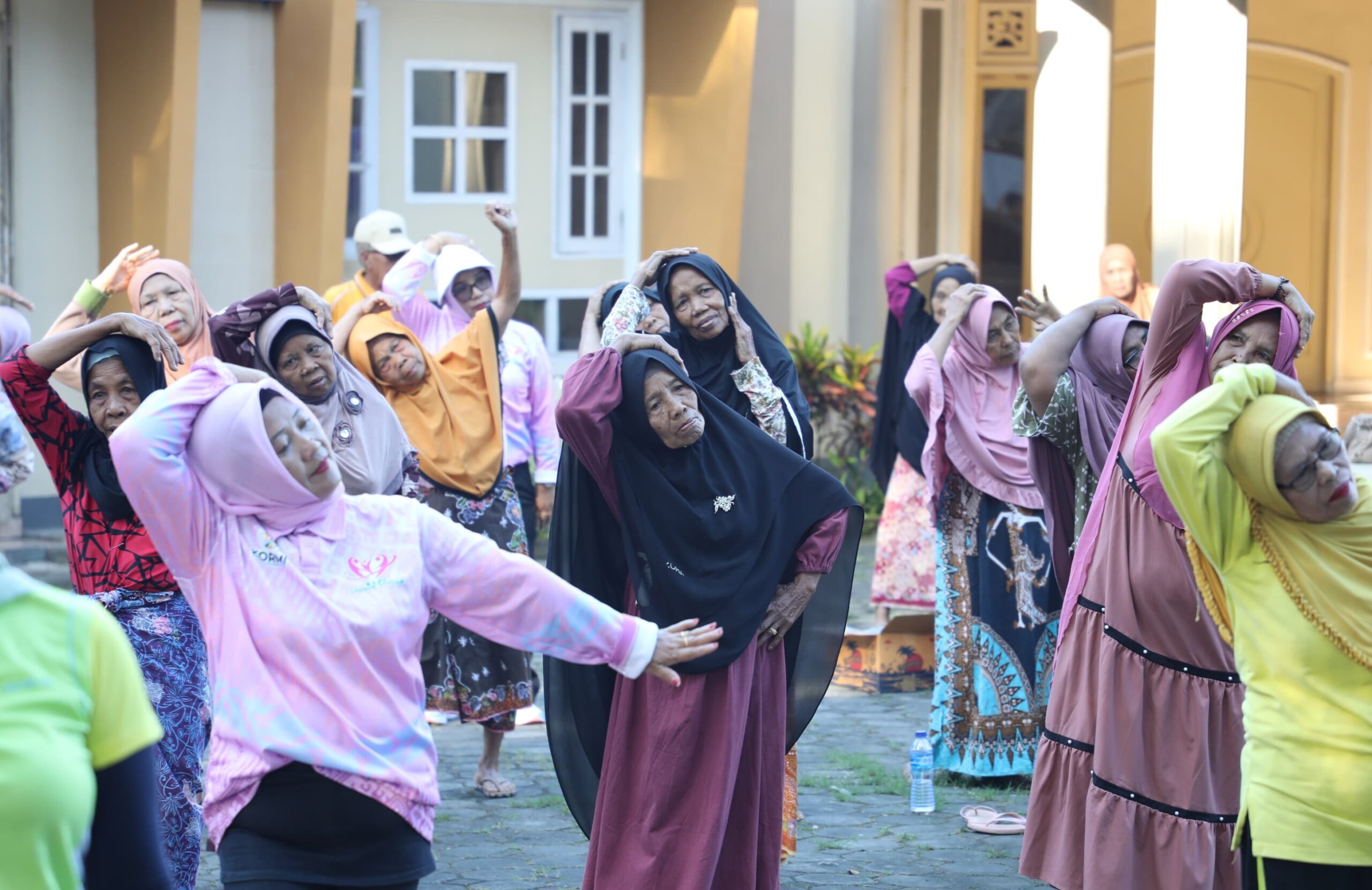 Hari Lanjut Usia Nasional, KLPI Lombok Tengah Ajak Lansia Hidup Sehat dan Bahagia