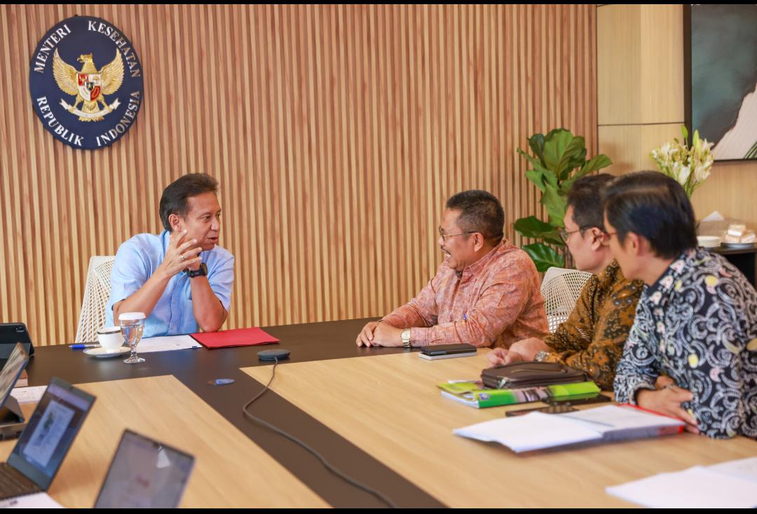 Bupati Lombok Barat LAZ Dapat Bantuan Dua Puskesmas Baru dan Alkes dari Menkes Bupati Lombok Barat LAZ Dapat Bantuan Dua Puskesmas Baru dan Alkes dari Menkes