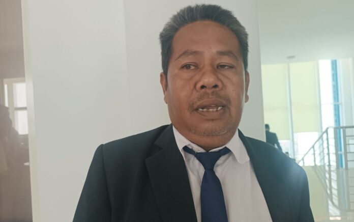 DPRD Lombok Tengah Desak PUPR Segel Minimarket Ilegal di Selong Belanak