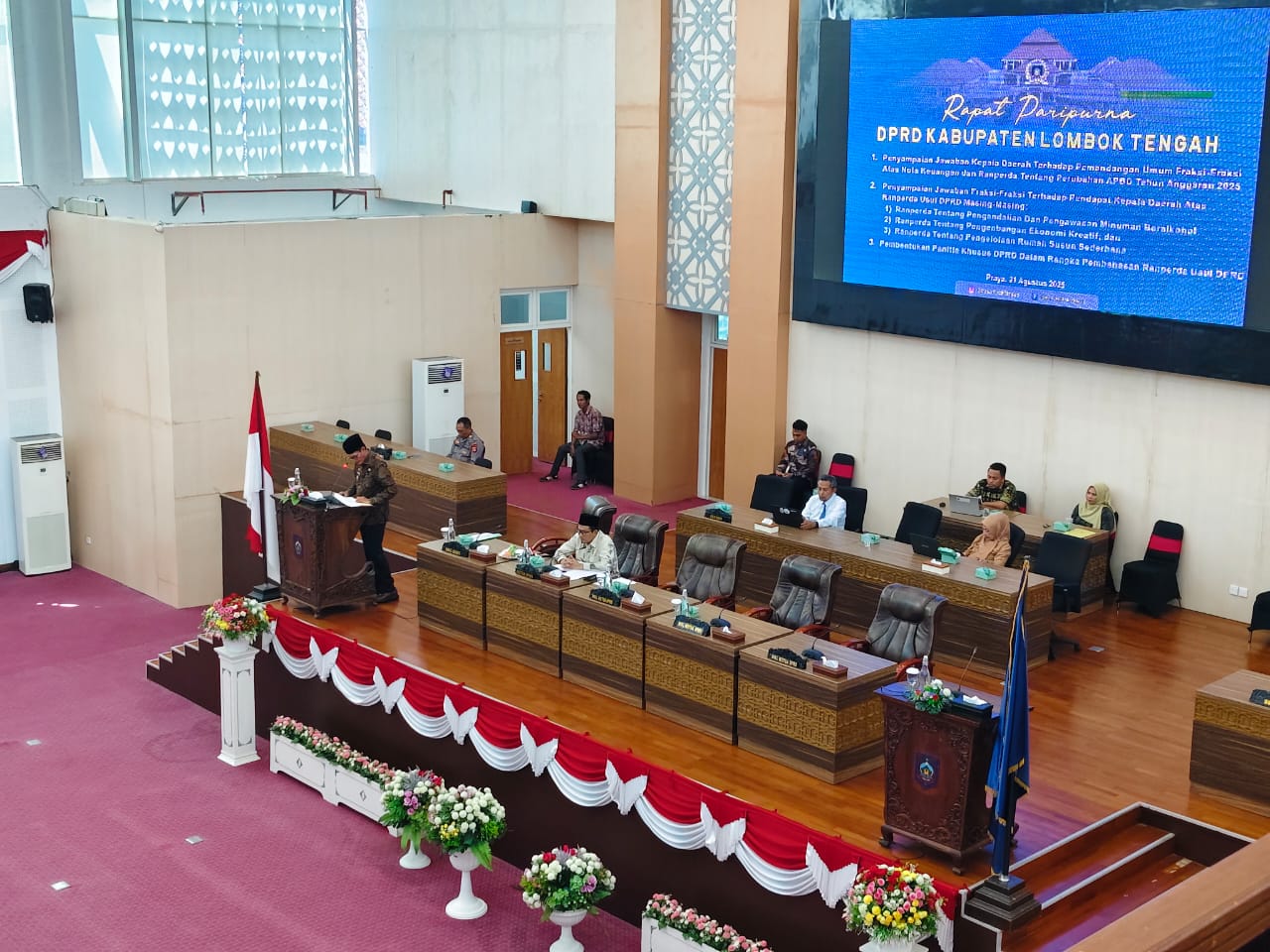 DPRD Lombok Tengah Bahas Tiga Ranperda, Bentuk Pansus Perkuat Regulasi Daerah