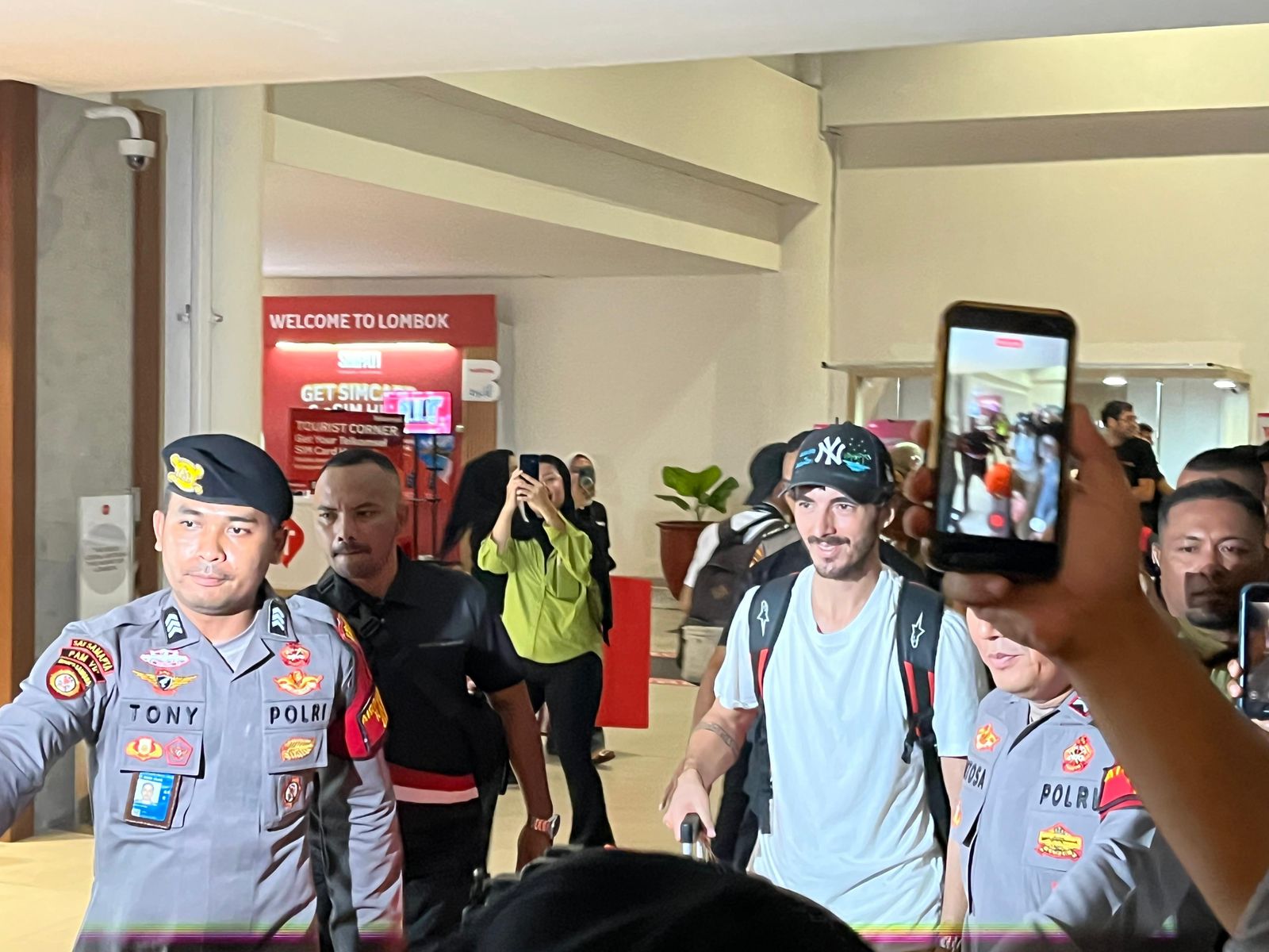 ‎Polres Lombok Tengah Amankan Kedatangan Riders Dan Crew MotoGP 2025