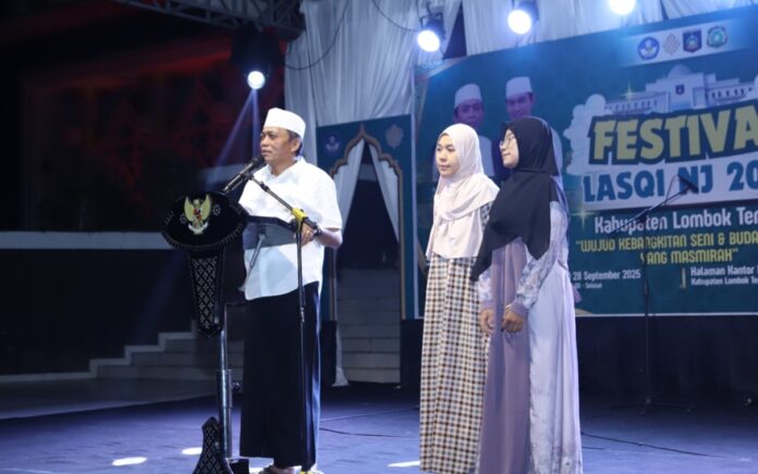 Bupati Pathul Bahri Lepas Dua Mahasiswi Kedokteran Jalur Tahfidz Ke MTQM Nasional Banjarmasin