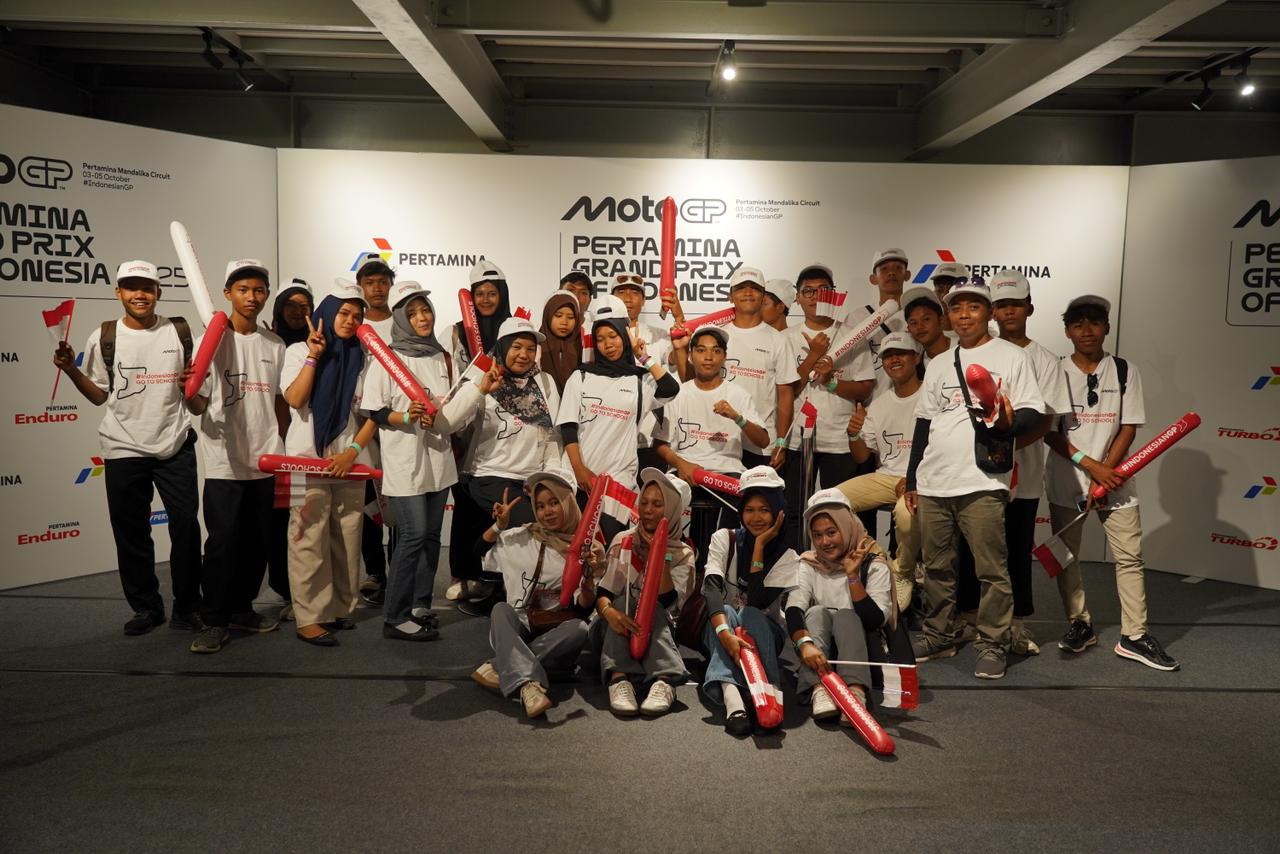 Kehadiran Pelajar Lombok Tengah Tambah Semarak Event MotoGP 2025