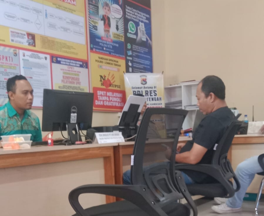 Diintimidasi, Wartawan Lombok Tengah Laporkan Oknum LSM ke Polisi Diintimidasi, Wartawan Lombok Tengah Laporkan Oknum LSM ke Polisi