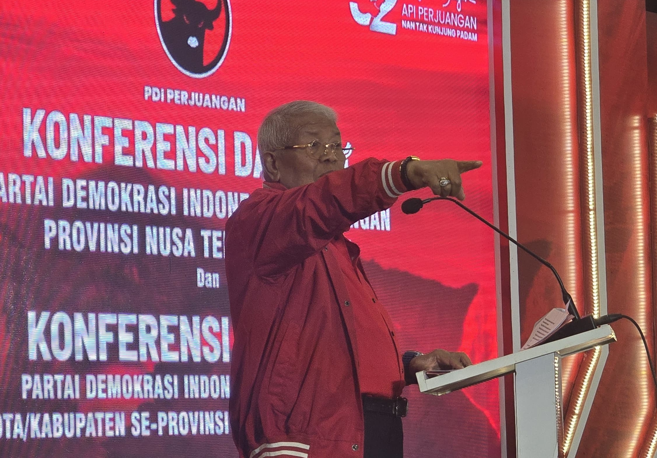 Kembali Pimpinan PDIP NTB, Rachmat Hidayat Ultimatum Kader Berani Bersuara Membela Rakyat